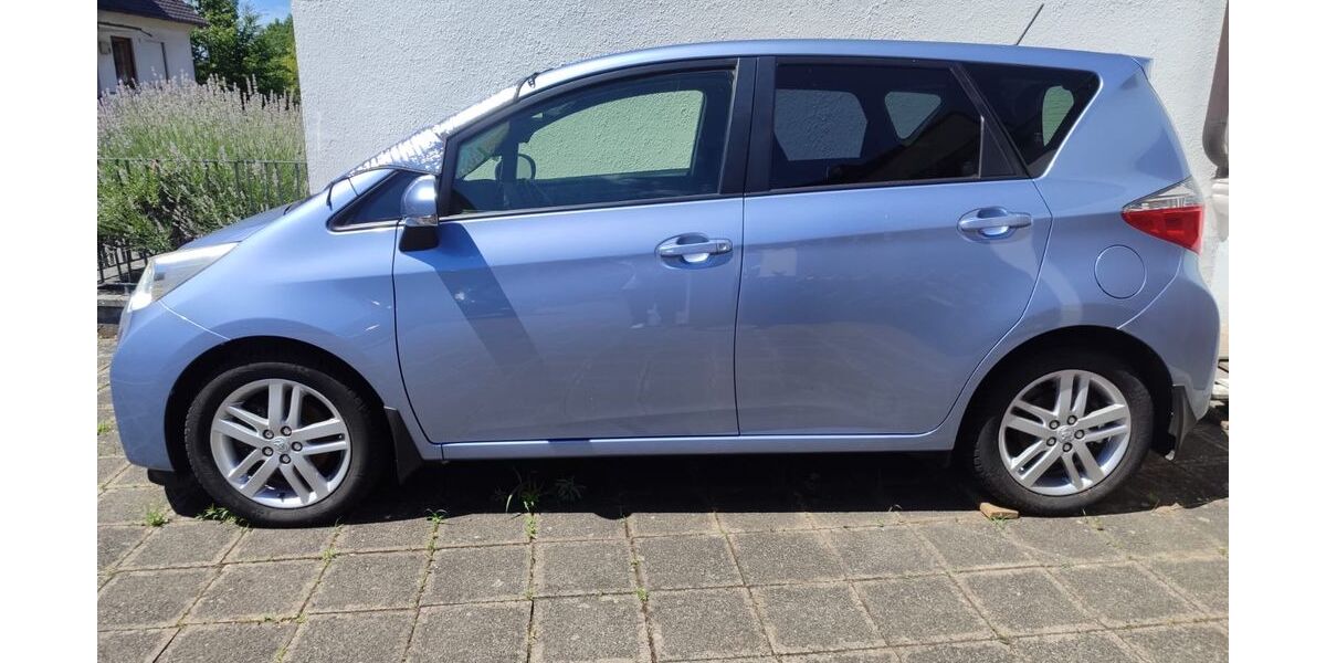 Toyota Verso-S 126.000 km 9.500 &euro; Nürnberg 90431