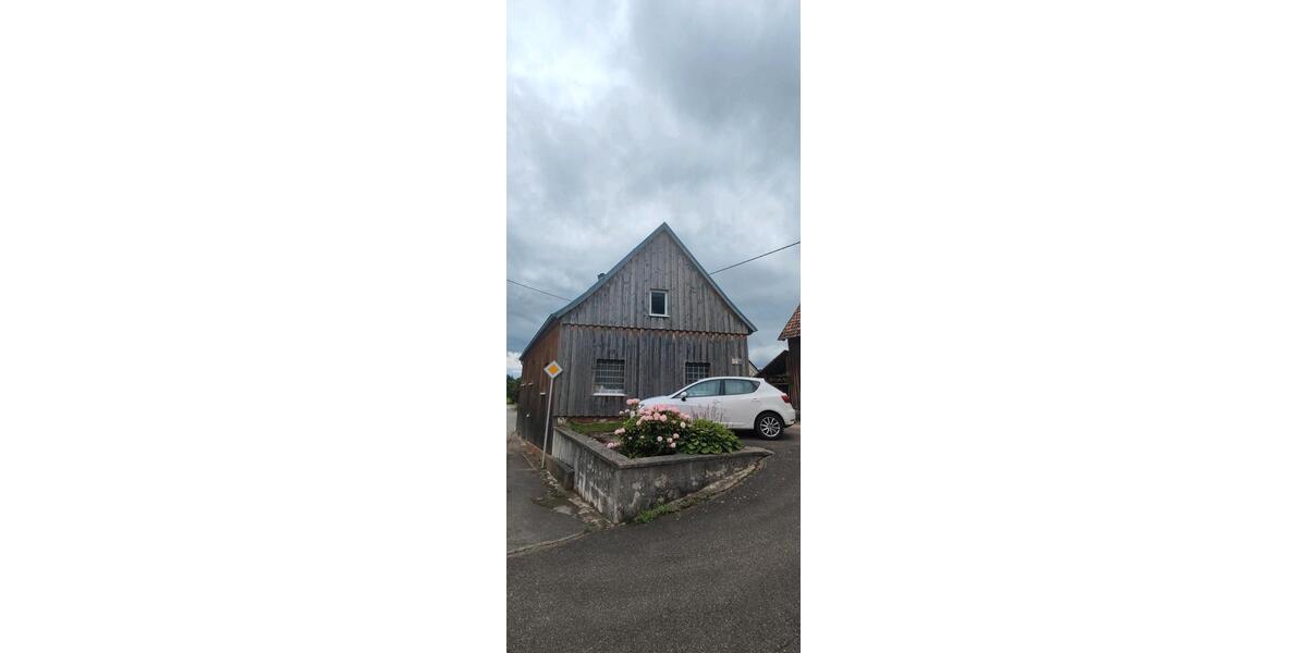 Einfamilienhaus Empfingen - 6 Zimmer, 170 m&sup2;, 1.400&euro; | Angebot:25935051