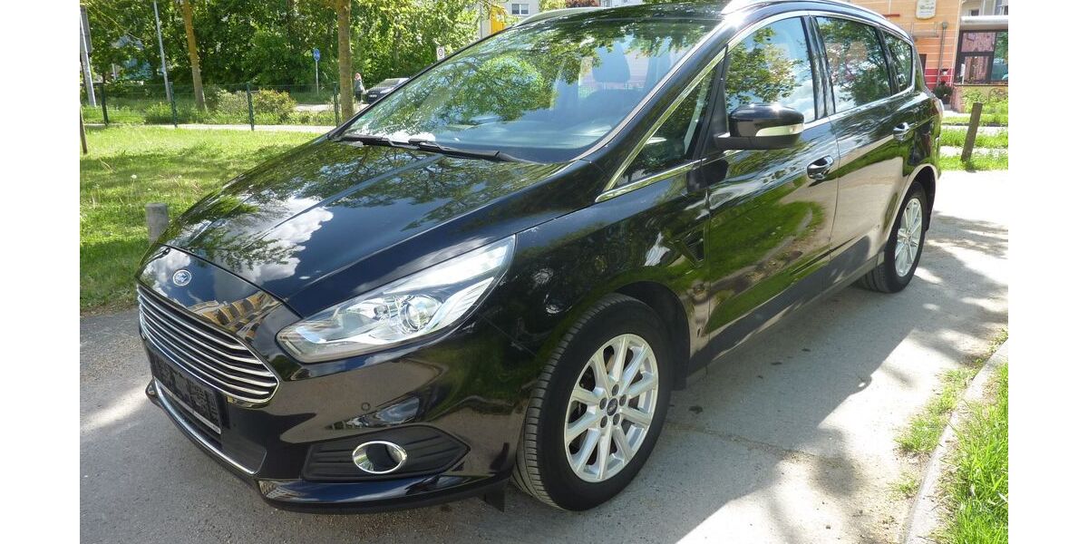 Ford S-Max 81.106 km 14.999 &euro; Teltow (bei Berlin) 14513