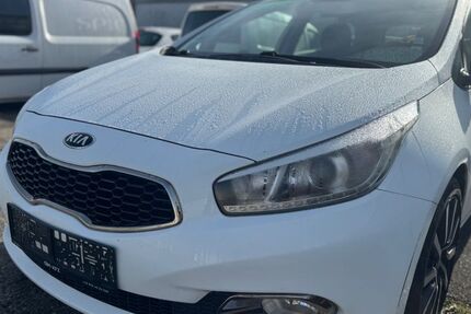 Kia ceed Sportswagon 235.000 km 3.950 € Augsburg 86199
