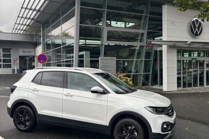 VW T-Cross 4.342 km 25.750 € Siegen 57072