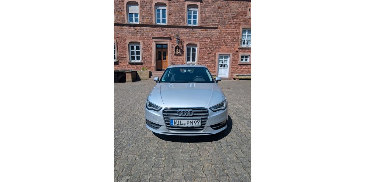 Audi A3 154.000 km 9.499 &euro; Salmtal 54528