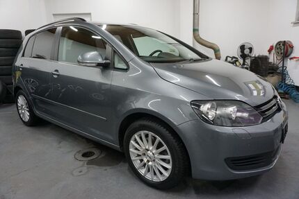 VW Golf 109.287 km 7.990 &euro; Cottbus 03042