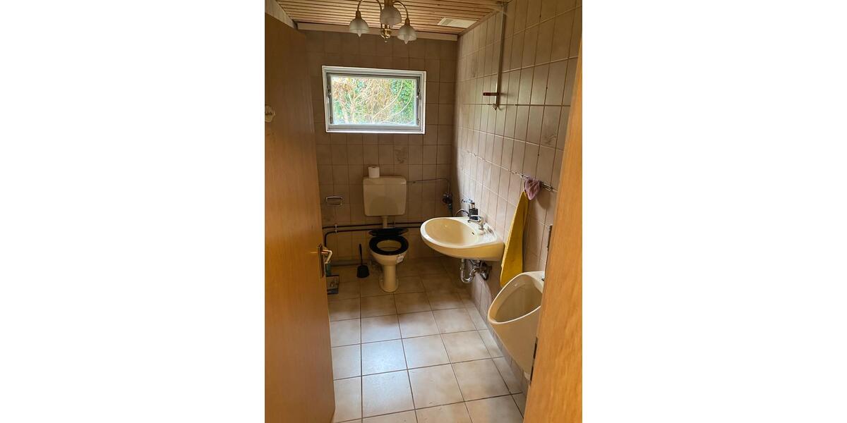 Etagenwohnung Kirchheim - 1 Zimmer, 73 m&sup2;, 500&euro; | Angebot:23797811