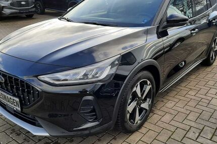 Ford Focus 25.098 km 26.900 &euro; Wardenburg 26203