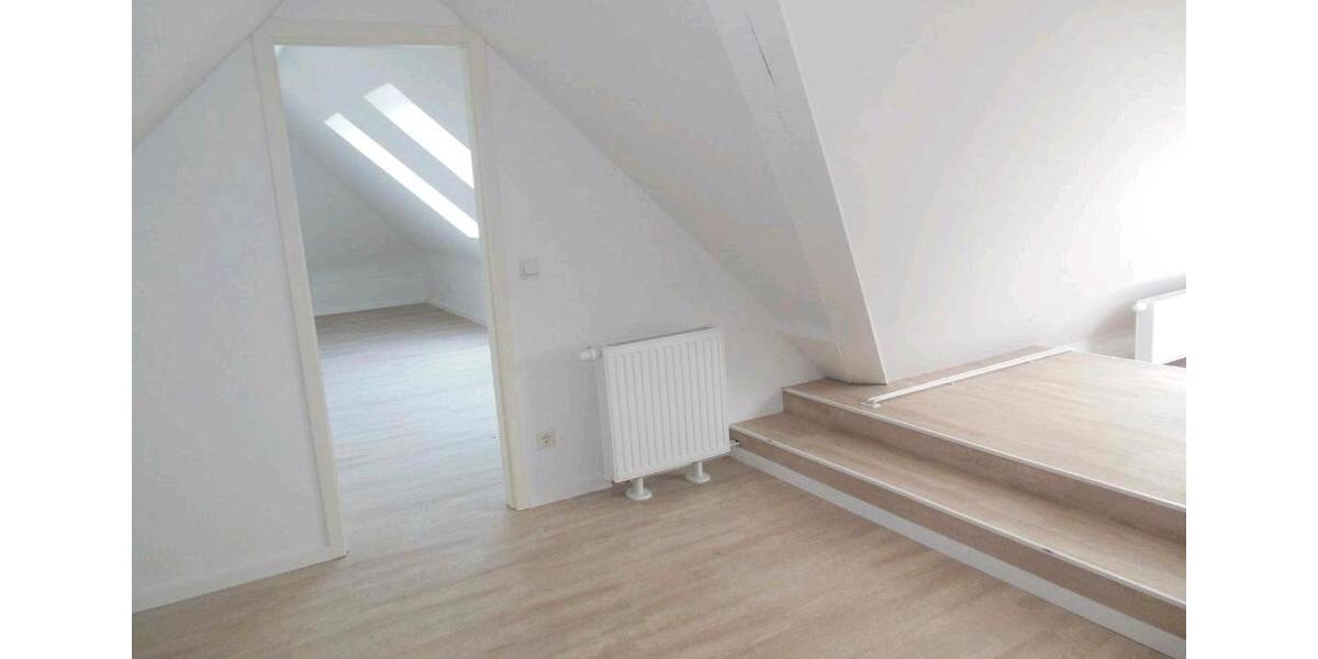 Maisonettenwohnung Westerrönfeld - 4 Zimmer, 135 m&sup2;, 1.250&euro; | Angebot:26297659