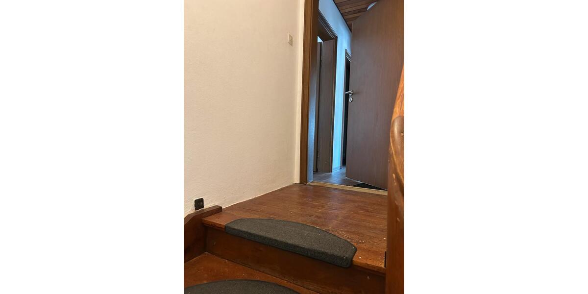 Mehrfamilienhaus, Wohnhaus Ingolstadt Nordost - 9 Zimmer, 176 m&sup2;, 550.000&euro; | Angebot:26262496