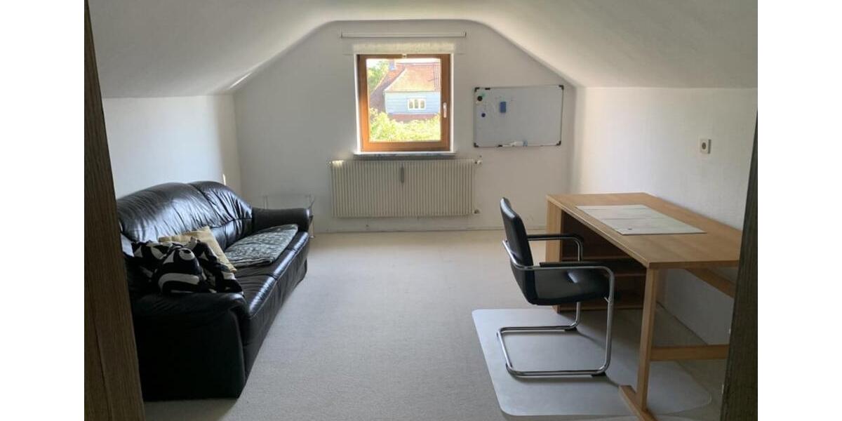 Dachgeschoßwohnung Augsburg Bärenkeller - 2 Zimmer, 37 m&sup2;, 560&euro; | Angebot:25284823