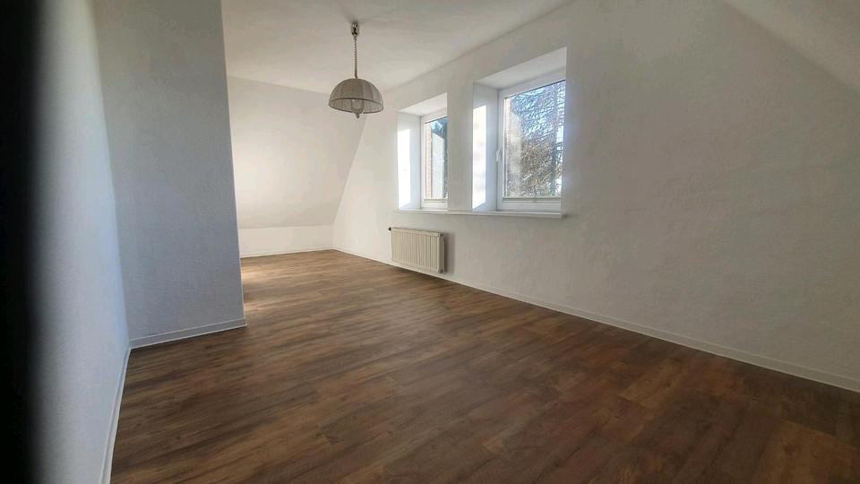 Doppelhaushälfte Schwerin Altstadt - 3 Zimmer, 85 m&sup2;, 1.100&euro; | Angebot:26255583