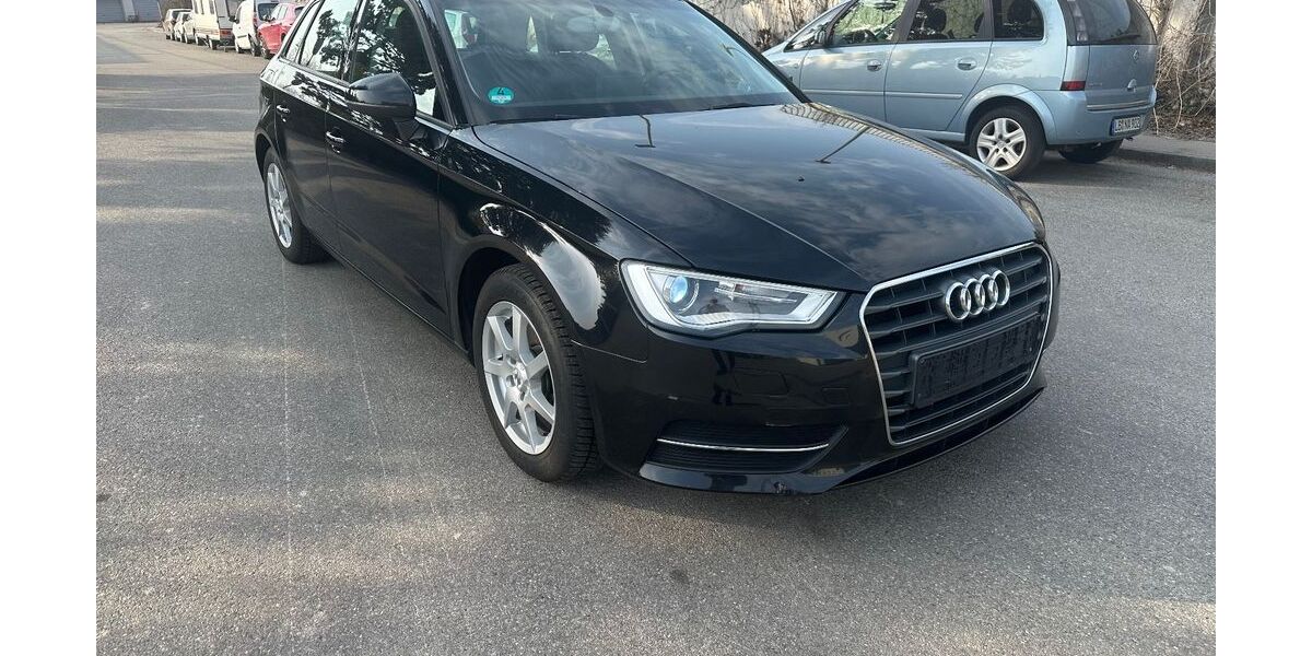 Audi A3 145.000 km 9.700 &euro; Möglingen/Ludwigsburg 71696