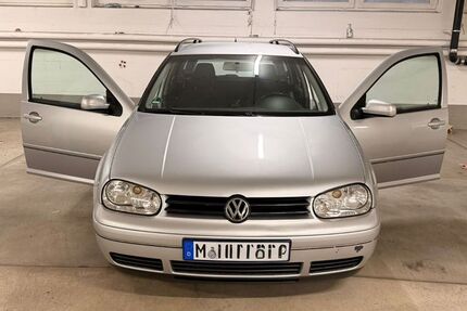 VW Golf 232.602 km 3.000 &euro; München 80689