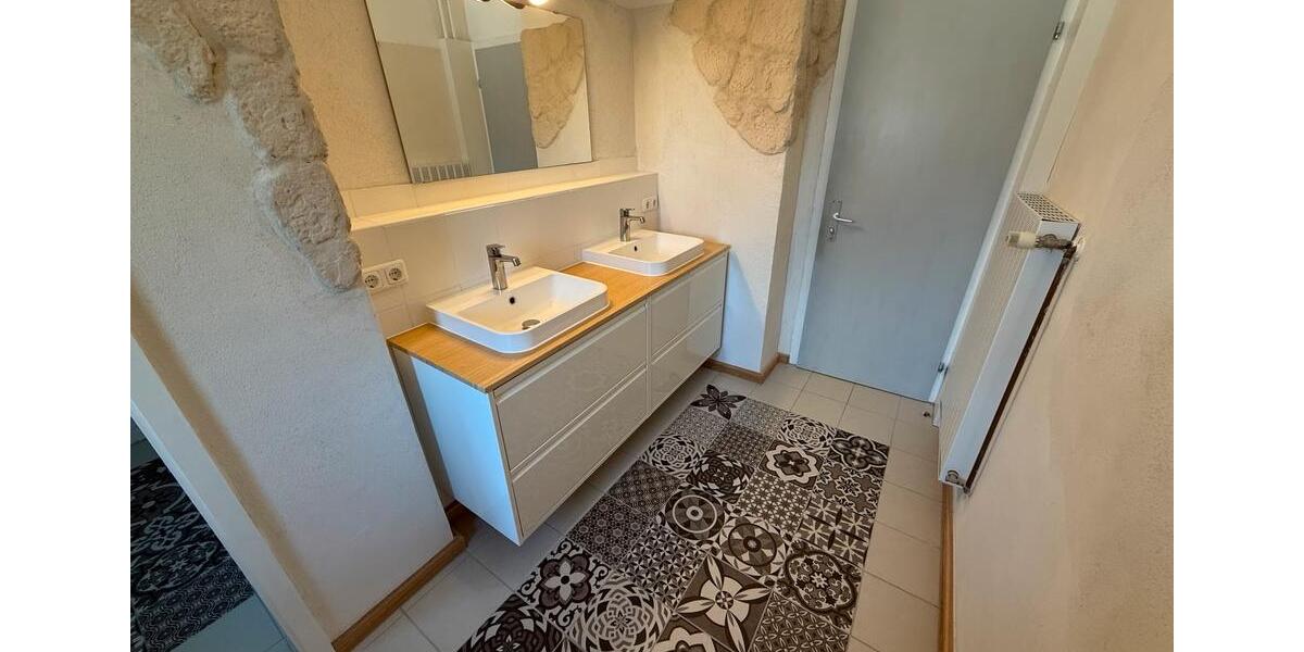 Etagenwohnung Ulrichstein - 2 Zimmer, 93 m&sup2;, 850&euro; | Angebot:26147343