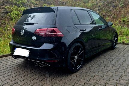 VW Golf 94.000 km 21.700 &euro; Siegbach 35768