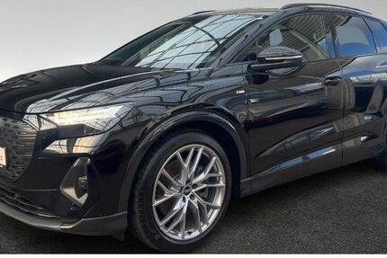 Audi Q4 e-tron 12.240 km 40.880 &euro; Hamburg 22529