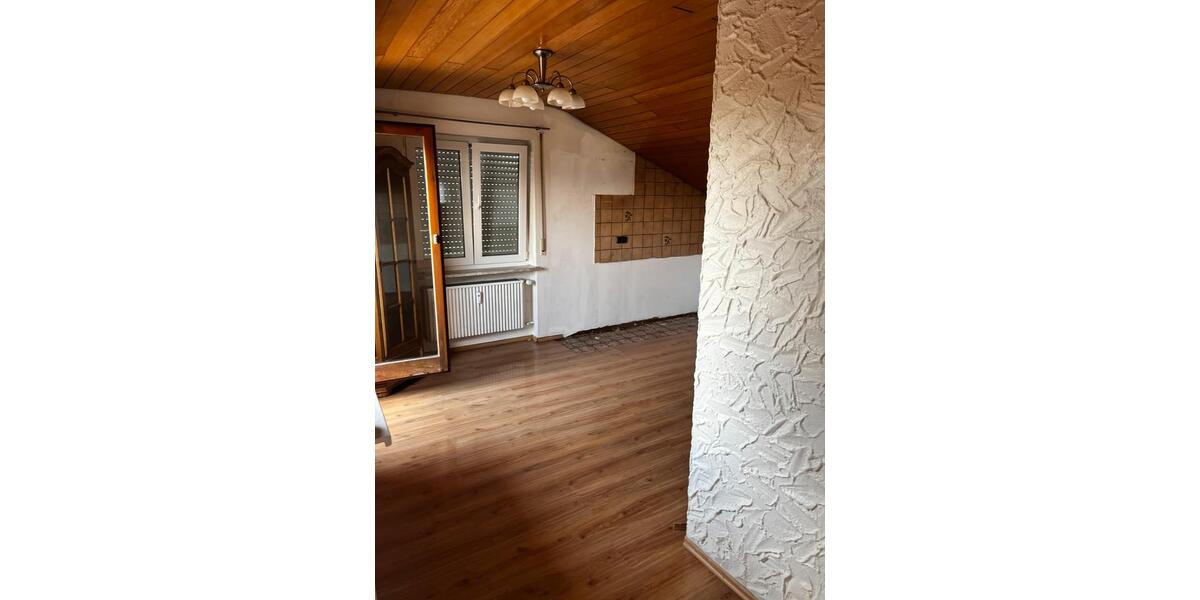 Dachgeschoßwohnung Ehingen (Donau) - 1 Zimmer, 71 m&sup2;, 160.000&euro; | Angebot:26987318