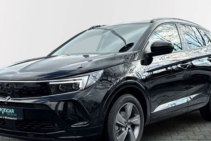Opel Grandland (X) 1.521 km 28.480 € Paderborn 33100