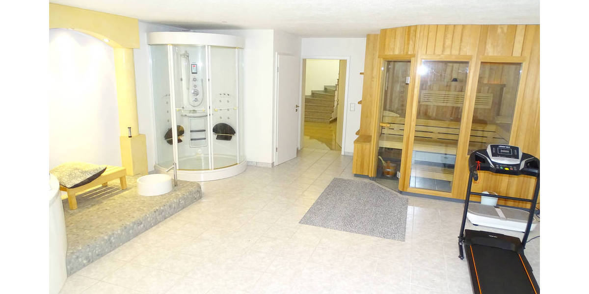 Einfamilienhaus Grenzach-Wyhlen Wyhlen - 7 Zimmer, 400 m&sup2;, 2.200.000&euro; | Angebot:25727824