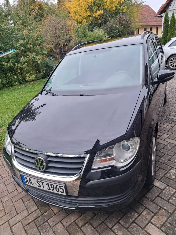 VW Touran 353.282 km 2.999 € Unterschneidheim 73485