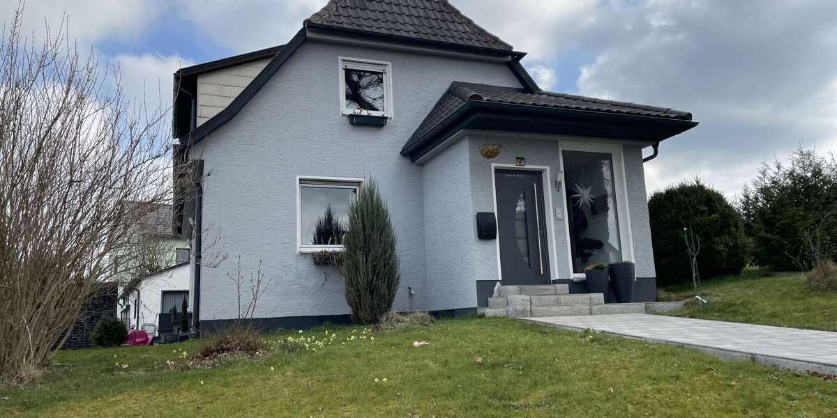 Einfamilienhaus Waldthurn - 4 Zimmer, 125 m&sup2;, 230.000&euro; | Angebot:25447266