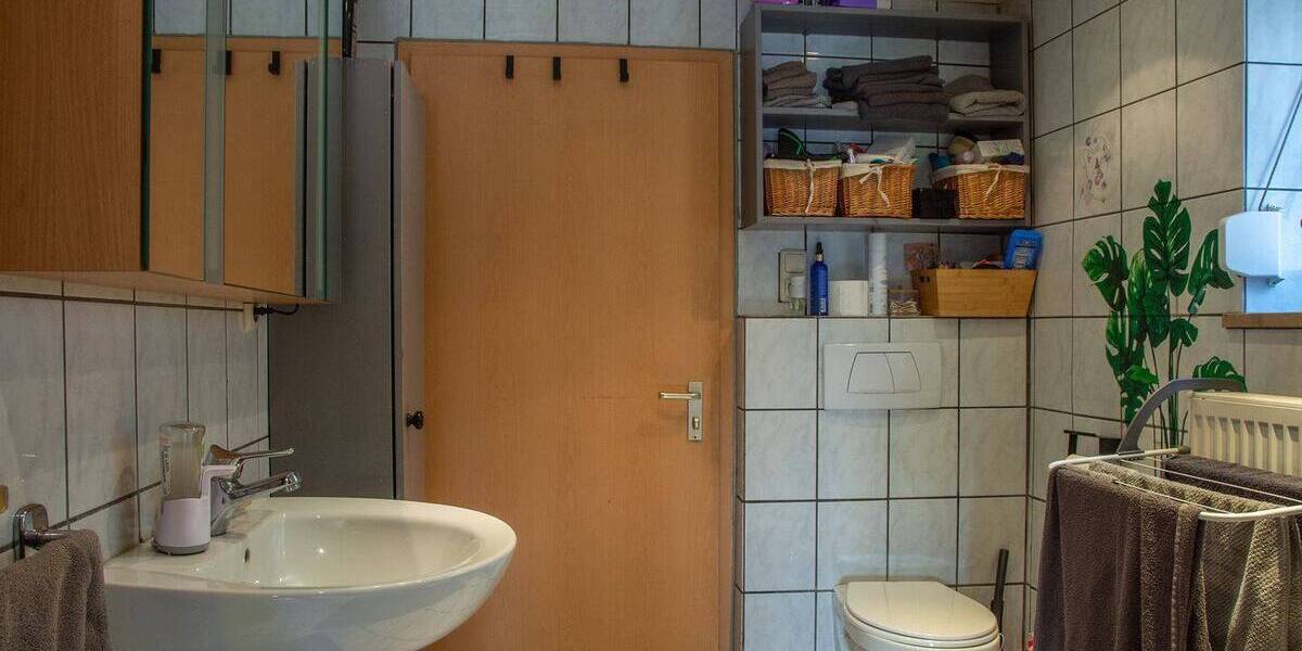 Doppelhaushälfte Landau - 5 Zimmer, 130 m&sup2;, 285.000&euro; | Angebot:26105718