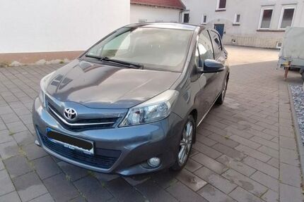 Toyota Yaris 83.000 km 7.900 € Schwalmstadt 34613