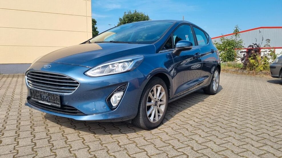 Ford Fiesta 113.924 km 7.999 € Tanna 07922