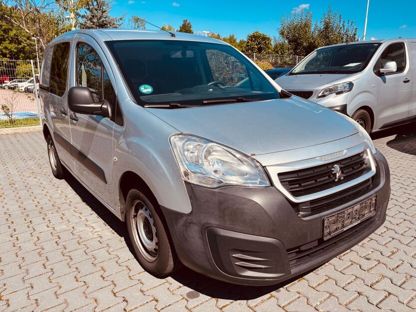 Peugeot Partner 215.000 km 4.900 € chemnitz 09120