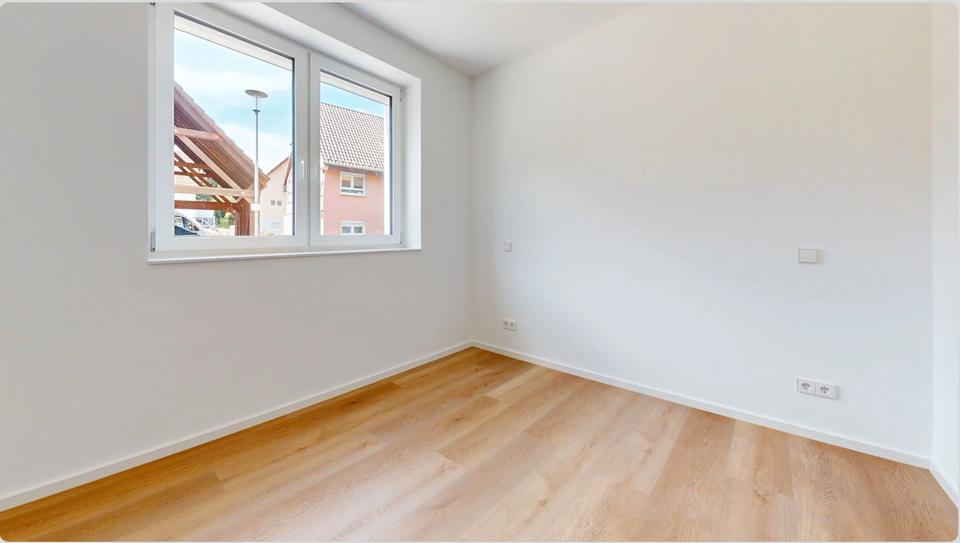 Erdgeschoßwohnung Sternenfels - 3 Zimmer, 83 m&sup2;, 930&euro; | Angebot:26384352