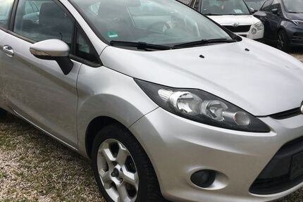 Ford Fiesta 95.000 km 3.499 &euro; Bonn 53227