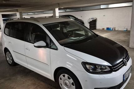 VW Touran 153.535 km 11.999 &euro; Bad Endorf 83093
