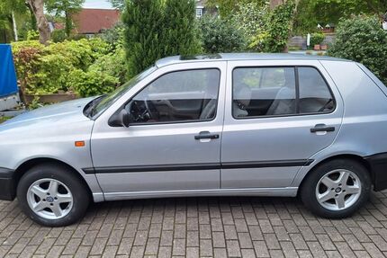 VW Golf 160.000 km 1.200 &euro; Lamstedt 21769