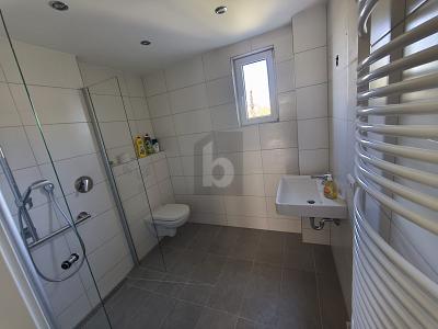 WOHNEN UND VERMIETEN MIT GARTEN UND GARAGE - Doppelhaushälfte Coburg | Angebot:26508424