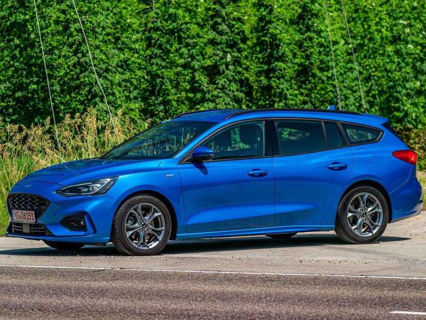 Ford Focus 118.500 km 16.900 € Waidhofen 86579