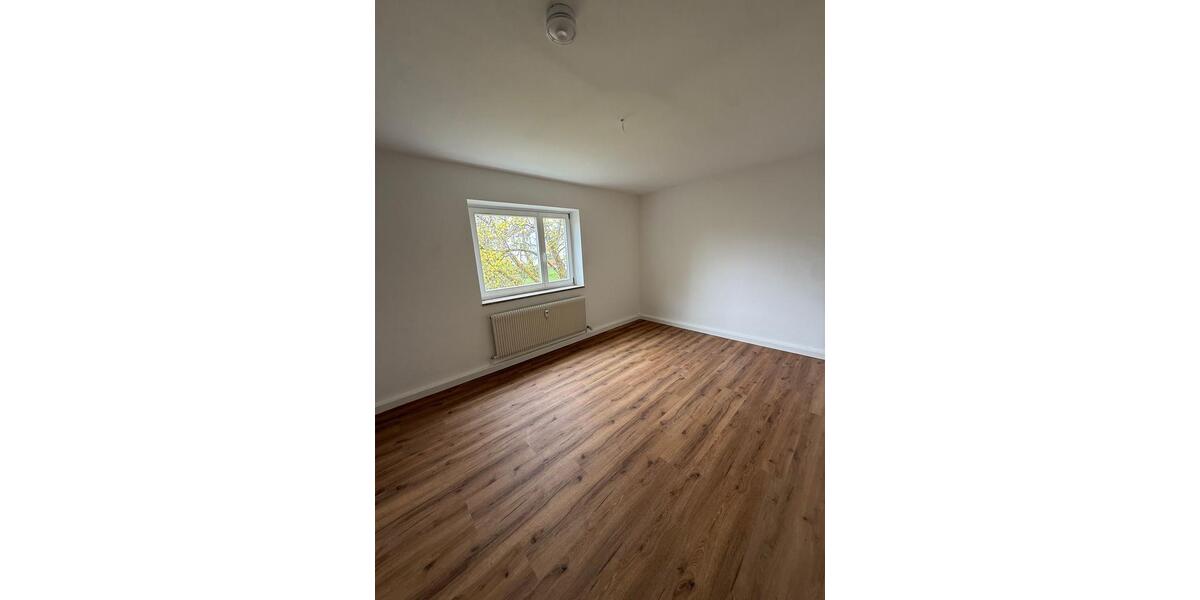 Etagenwohnung Amberg - 3 Zimmer, 68 m&sup2;, 725&euro; | Angebot:26276522