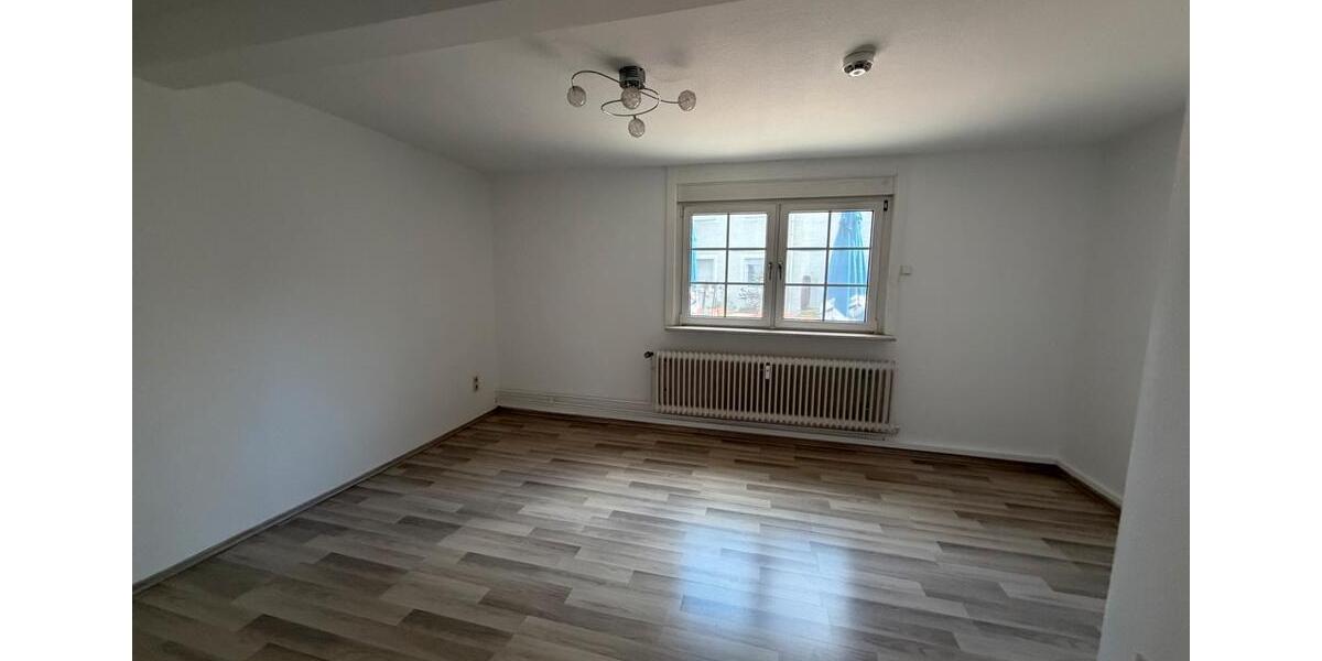 Erdgeschoßwohnung Frankfurt am Main Unterliederbach - 3 Zimmer, 80 m&sup2;, 1.050&euro; | Angebot:26286571