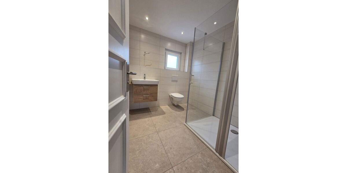 Reihenmittelhaus Augsburg Lechhausen - 5 Zimmer, 125 m&sup2;, 668.000&euro; | Angebot:24640926