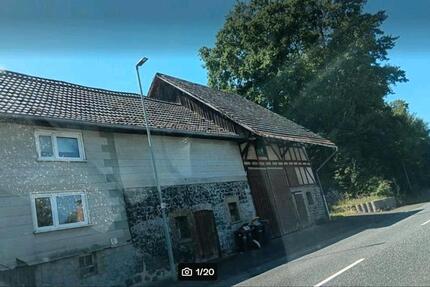 Haus Alsfeld - 6 Zimmer, 140 m&sup2;, 69.000&euro; | Angebot:25055971