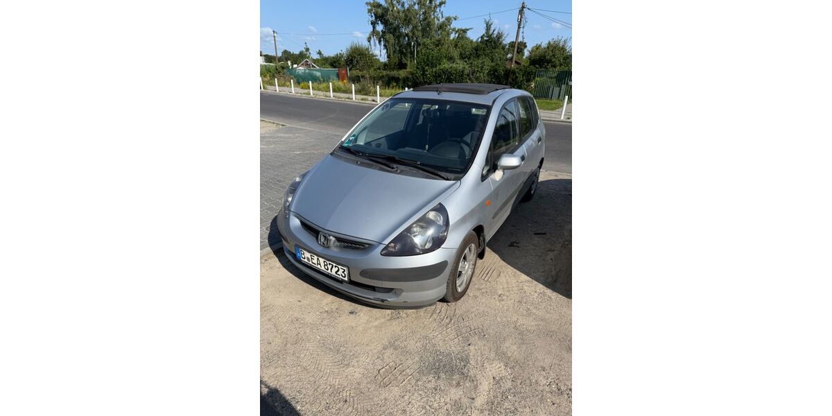 Honda Jazz 146.000 km 1.700 &euro; Berlin 13158