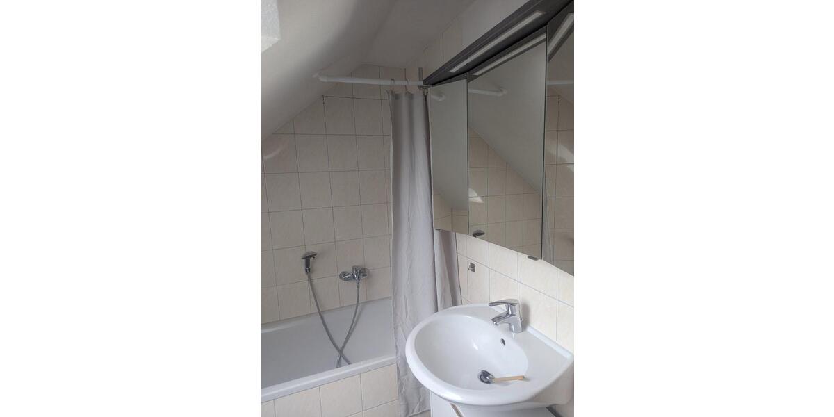 Dachgeschoßwohnung Weißenburg in Bayern - 3 Zimmer, 65 m&sup2;, 520&euro; | Angebot:26287013