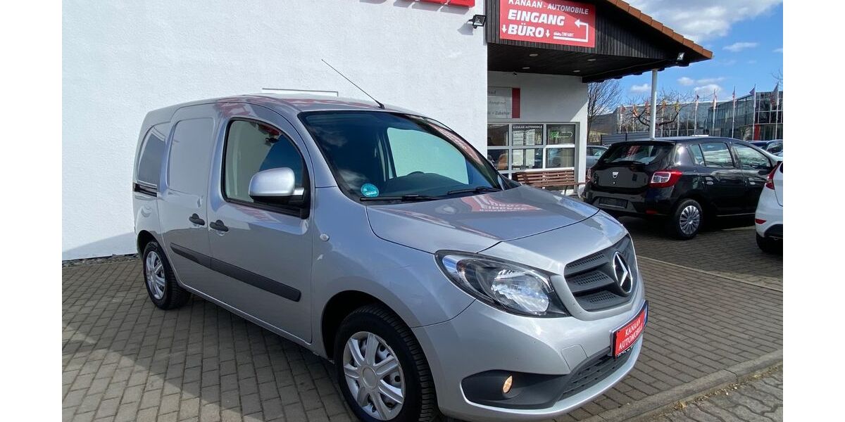 Mercedes-Benz Citan 122.000 km 7.990 &euro; Goslar 38644
