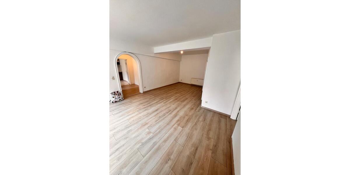 Erdgeschoßwohnung Erbach - 3 Zimmer, 117 m&sup2;, 1.000&euro; | Angebot:25947875