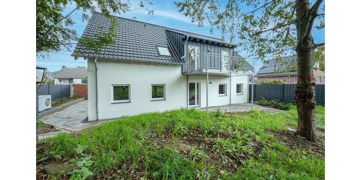 Etagenwohnung Geilenkirchen - 3 Zimmer, 110 m&sup2;, 1.100&euro; | Angebot:26338405