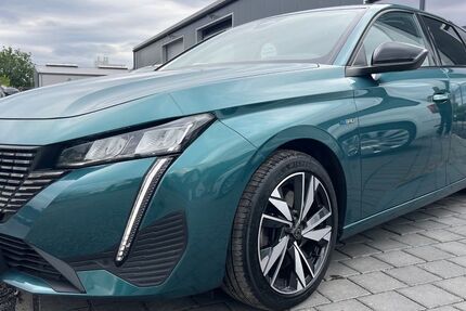 Peugeot 308 95.555 km 18.880 &euro; Irlich 56567