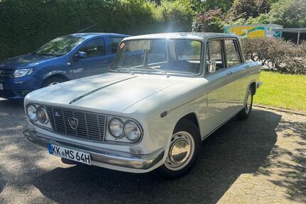 Lancia Fulvia 72.369 km 11.990 &euro; willich 47877