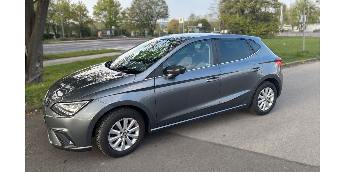 Seat Ibiza 72.543 km 12.200 &euro; Aachen 52066