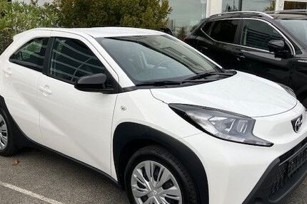 Toyota Aygo (X) 14.820 km 13.450 € Hassfurt 97437