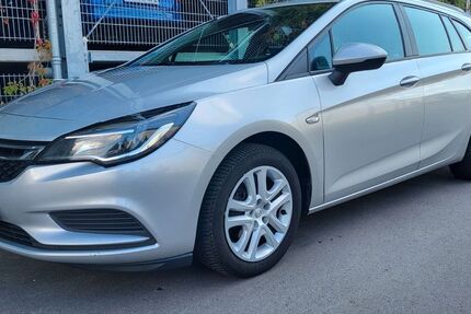 Opel Astra 193.000 km 5.100 &euro; Nürnberg 90449