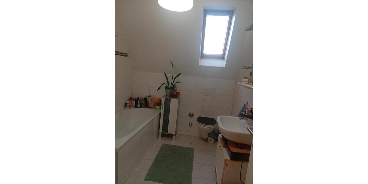 Dachgeschoßwohnung Fürth Südstadt - 3 Zimmer, 65 m&sup2;, 610&euro; | Angebot:25368765