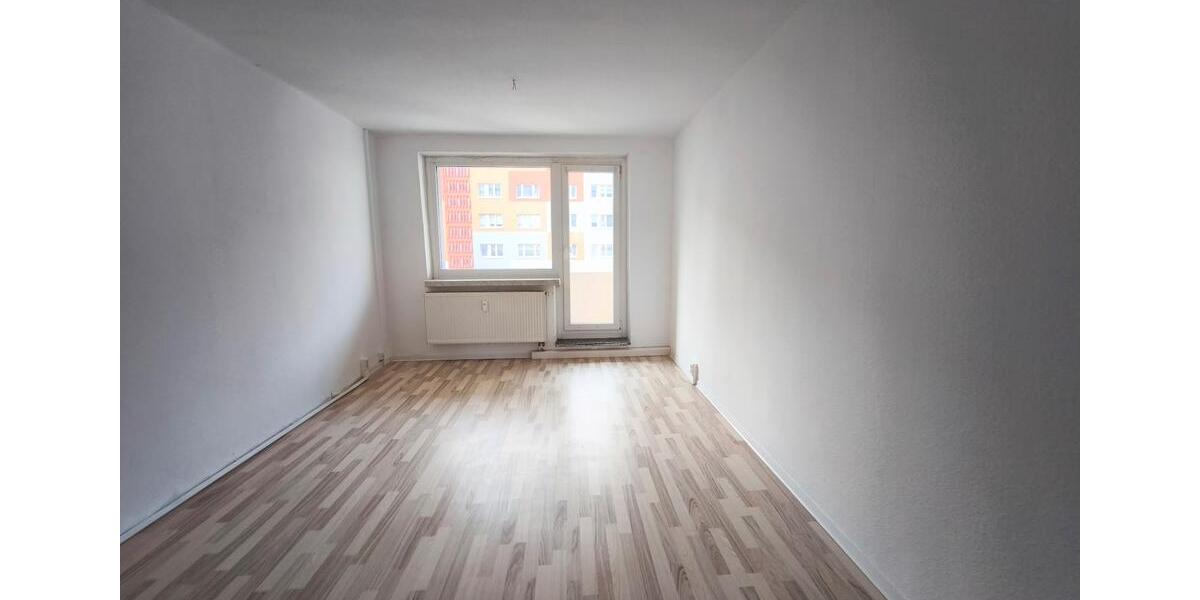 Etagenwohnung Sangerhausen - 4 Zimmer, 72 m&sup2;, 386&euro; | Angebot:25374488