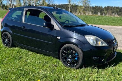 Ford Fiesta 205.000 km 4.199 &euro; Furtwangen 78120